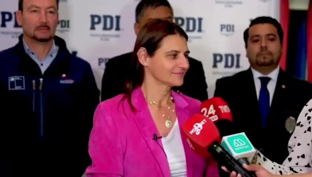 /delegada-sofia-cid-aborda-procedimiento-por-captura-ilegal-de-aves-en