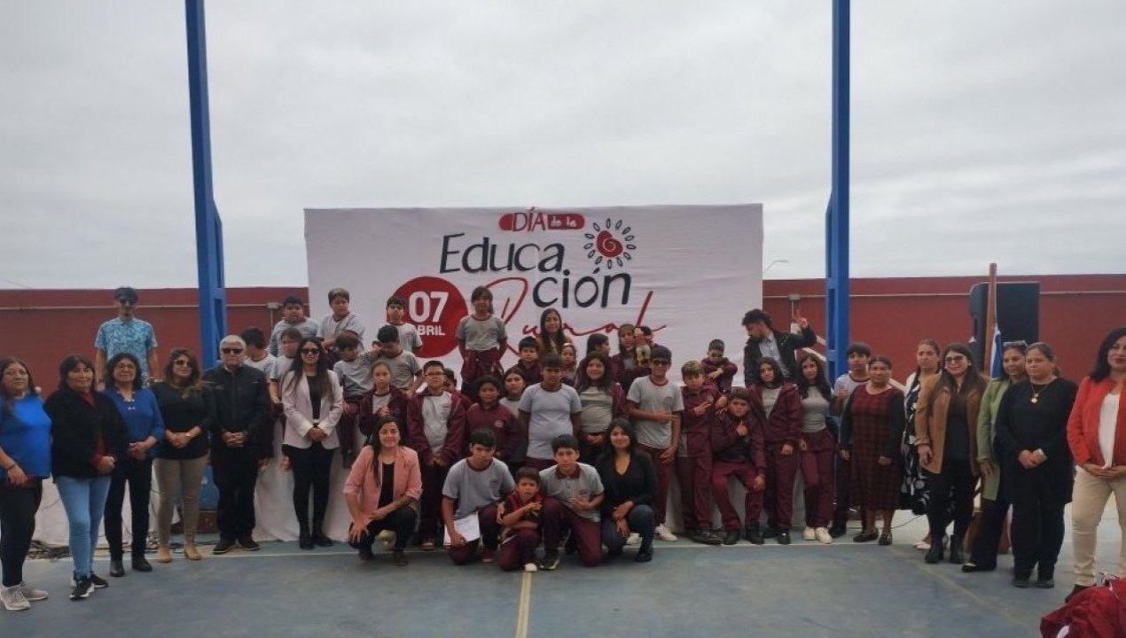 /local/escuela-paranal-de-paposo-celebro-el-dia-de-la-educacion-rural