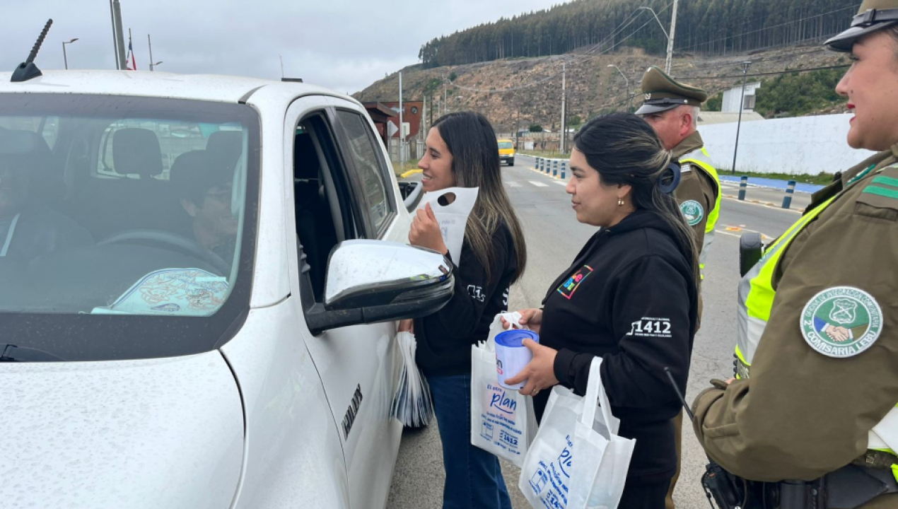 /carabineros-de-lebu-y-senda-refuerzan-campana-preventiva-tolerancia-cero