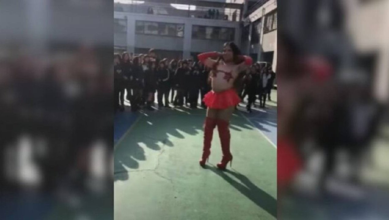 /alcalde-de-santiago-se-pronuncia-frente-a-polemica-actuacion-drag-queen-en
