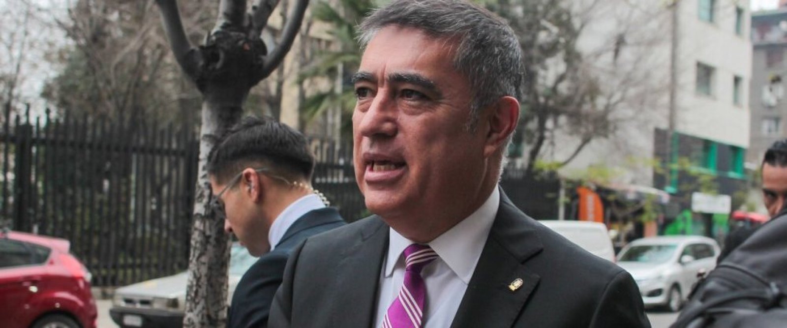 Desbordes deja RN tras 26 años y anuncia que seguirá independiente